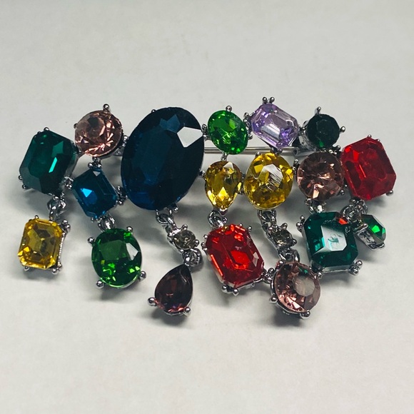 Gorgeous multi color jeweled brooch - Picture 3 of 4